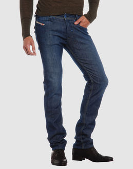 Confronta prezzi Diesel jeans pantaloni jeans su yoox.com