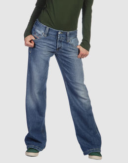 Confronta prezzi Diesel jeans pantaloni jeans su yoox.com