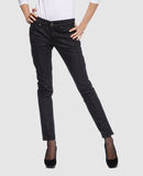 SUOLI JEANS Pantaloni jeans su YOOXCOM