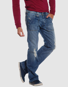 Confronta prezzi Diesel jeans pantaloni jeans su yoox.com