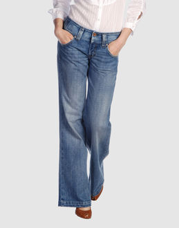 Confronta prezzi Diesel jeans pantaloni jeans su yoox.com