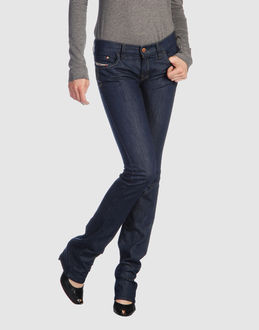 Confronta prezzi Diesel jeans pantaloni jeans su yoox.com