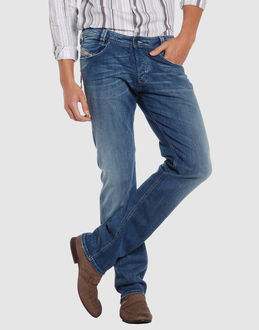 Confronta prezzi Diesel jeans pantaloni jeans su yoox.com