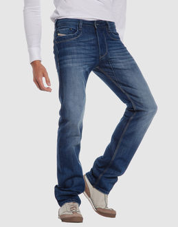 Confronta prezzi Diesel jeans pantaloni jeans su yoox.com