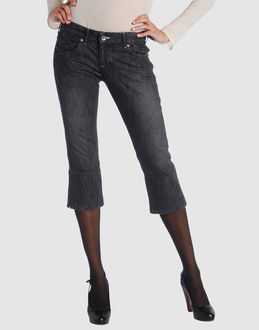 Confronta prezzi Armani jeans jeans pantaloni jeans su yoox.com