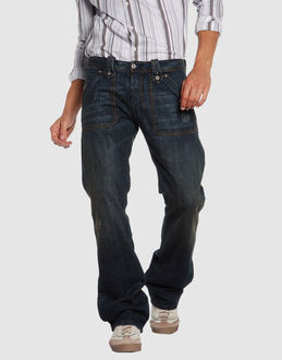 Confronta prezzi Diesel jeans pantaloni jeans su yoox.com