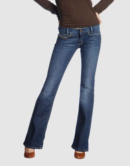 Confronta prezzi Diesel jeans pantaloni jeans su yoox.com
