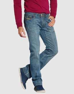 Confronta prezzi Diesel jeans pantaloni jeans su yoox.com