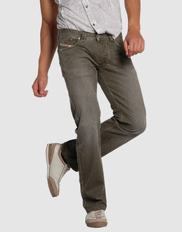 Confronta prezzi Diesel jeans pantaloni jeans su yoox.com