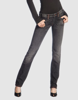 Confronta prezzi Diesel jeans pantaloni jeans su yoox.com