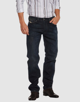 Confronta prezzi Diesel jeans pantaloni jeans su yoox.com