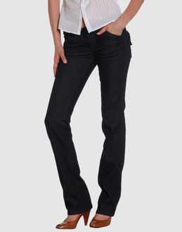 Confronta prezzi Diesel jeans pantaloni jeans su yoox.com