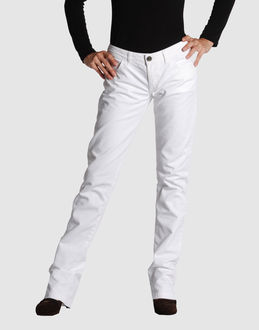 Confronta prezzi Refrigiwear jeans pantaloni jeans su yoox.com