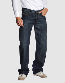 Confronta prezzi Diesel jeans pantaloni jeans su yoox.com