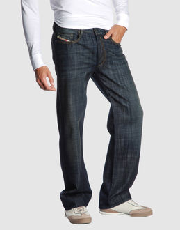 Confronta prezzi Diesel jeans pantaloni jeans su yoox.com