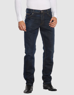 Confronta prezzi Cnc costume national jeans pantaloni jeans su yoox.com
