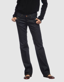 Confronta prezzi Diesel jeans pantaloni jeans su yoox.com