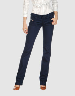 Confronta prezzi Diesel jeans pantaloni jeans su yoox.com