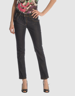  - jeans  - pantalons jeans - sur yoox.com
