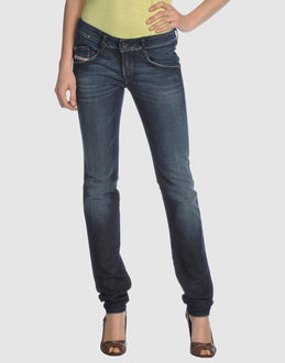  - jeans  - pantalons jeans - sur yoox.com