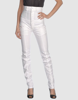  - jeans  - pantalons jeans - sur yoox.com