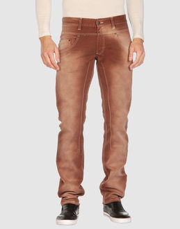  - jeans  - pantalons jeans - sur yoox.com