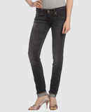Comparez les prix Care label - jeans - pantalons jeans sur yoox.com