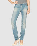 Comparez les prix Jfour - jeans - pantalons jeans sur yoox.com