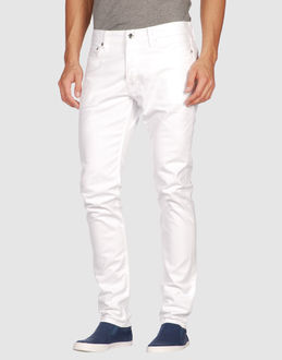  - jeans  - pantalons jeans - sur yoox.com