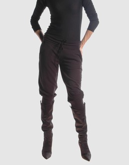 LAURA URBINATI - ���f�B�[�X - �X�E�F�b�g - �V���[�g�X�E�F�b�g�p���c on YOOX.COM