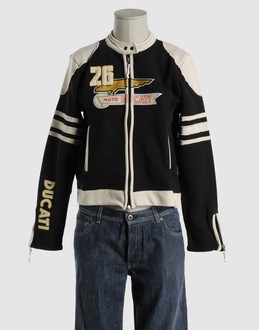 Yoox.com et Ducati s'allient pour de nouvelles collections. - Actualit� moto
