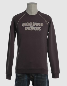 Fleece - Embroidered logo - Stitched trimmed - Studs -