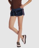 JUICY COUTURE FELPE Pantaloncini felpa su YOOXCOM
