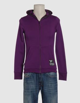 Pharmacy industry   Sweats avec zip