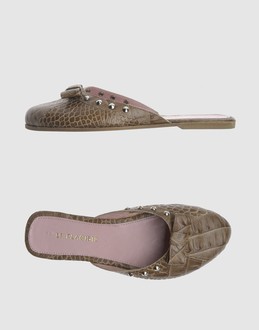 LE PLAGISTE - CHAUSSURES - Sabots sur YOOX.COM