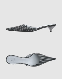VIELLE COLLEZIONI - CALZATURE - Sabot su YOOX.COM
