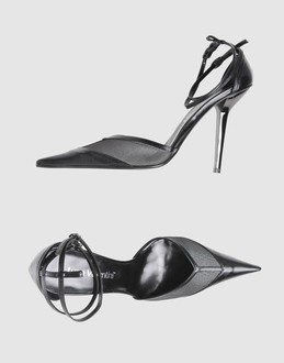 LUCA VALENTINI - CHAUSSURES - Escarpins sur YOOX.COM