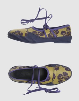 FROM - CHAUSSURES - Sneakers sur YOOX.COM