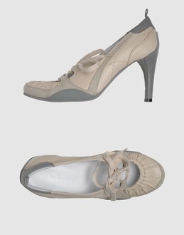 NEIL BARRETT - CHAUSSURES - Escarpins sur YOOX.COM