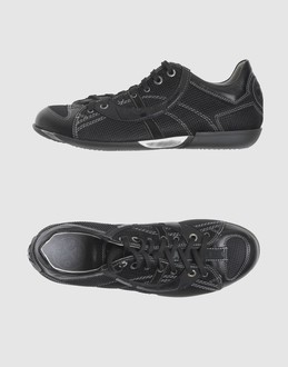 OXS - CHAUSSURES - Sneakers sur YOOX.COM