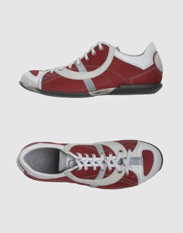 OXS - CHAUSSURES - Sneakers sur YOOX.COM