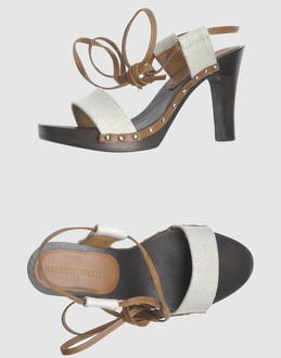 VERONIQUE BRANQUINHO - CHAUSSURES - Sandales � talons sur YOOX.COM