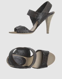 Sandalen - FÜR - mit Absatz - CHLOE´ -
