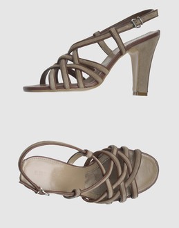 VERONIQUE BRANQUINHO - CHAUSSURES - Sandales � talons sur YOOX.COM