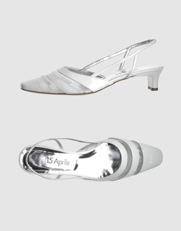 15 APRILE - CHAUSSURES - Escarpins ouverts sur YOOX.COM