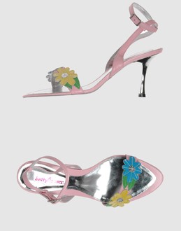 BETTY FLOWERS - CALZATURE - Sandali con tacco su YOOX.COM