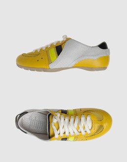 SCHMID - CHAUSSURES - Sneakers sur YOOX.COM