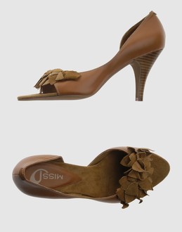 MISS D - CHAUSSURES - Escarpins sur YOOX.COM