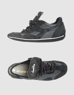 Sneakers - FÜR - - DIADORA -