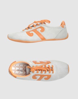WUSHU SHOES - CHAUSSURES - Sneakers sur YOOX.COM